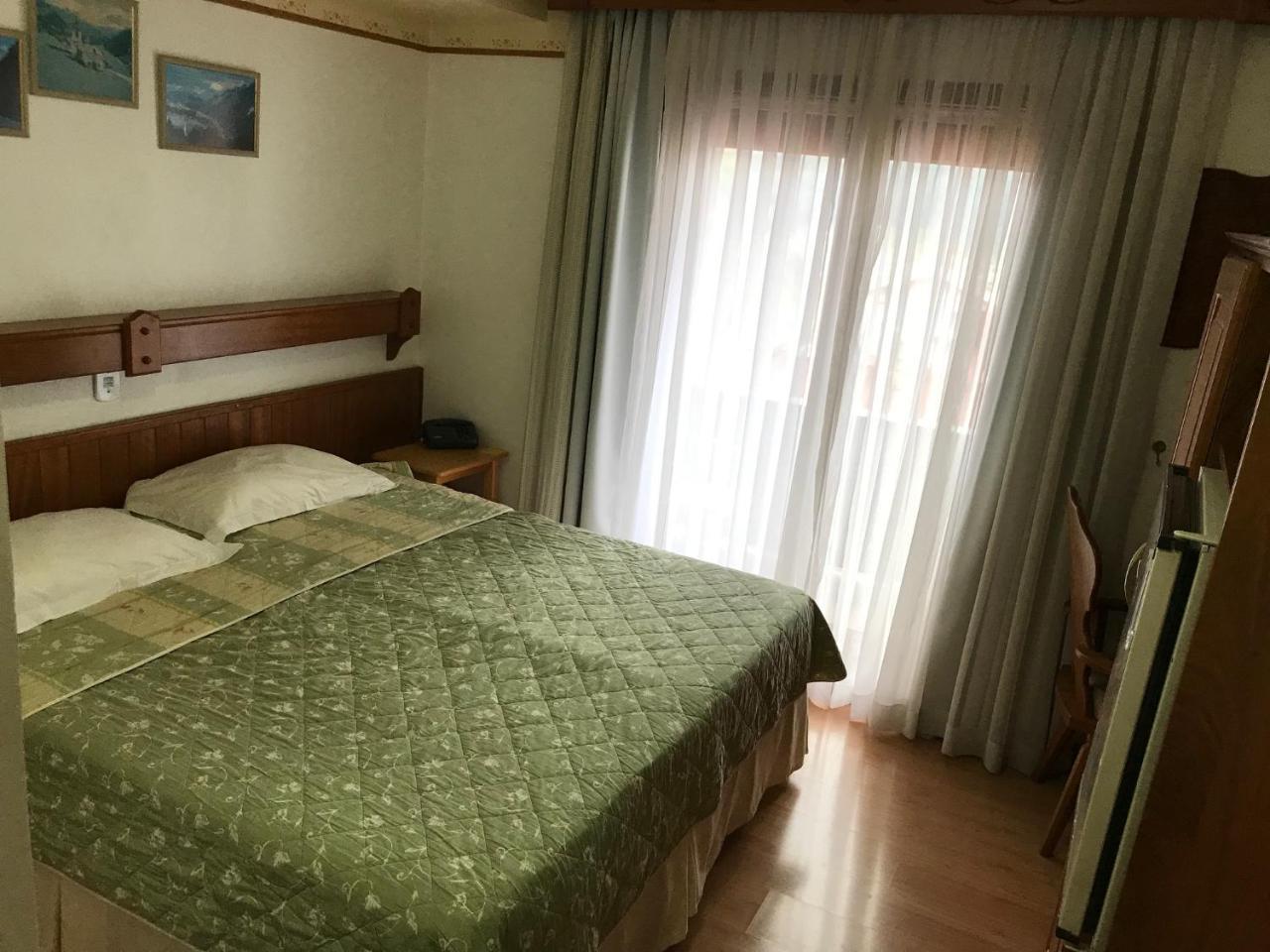 Hotel Tirol Treze Tílias Eksteriør billede