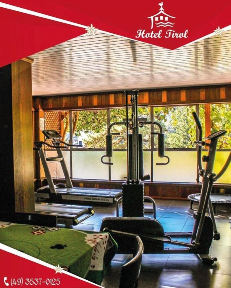 Hotel Tirol Treze Tílias Eksteriør billede